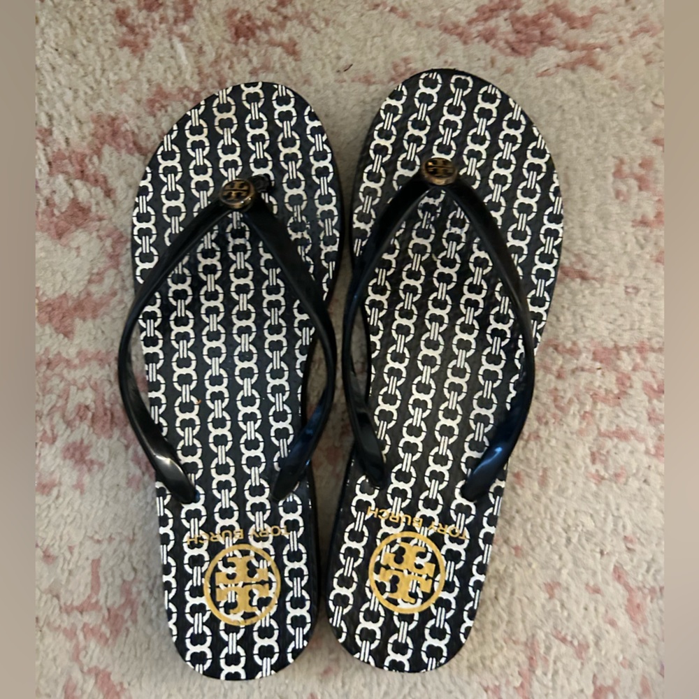 Tory Burch Flip Flops!!!